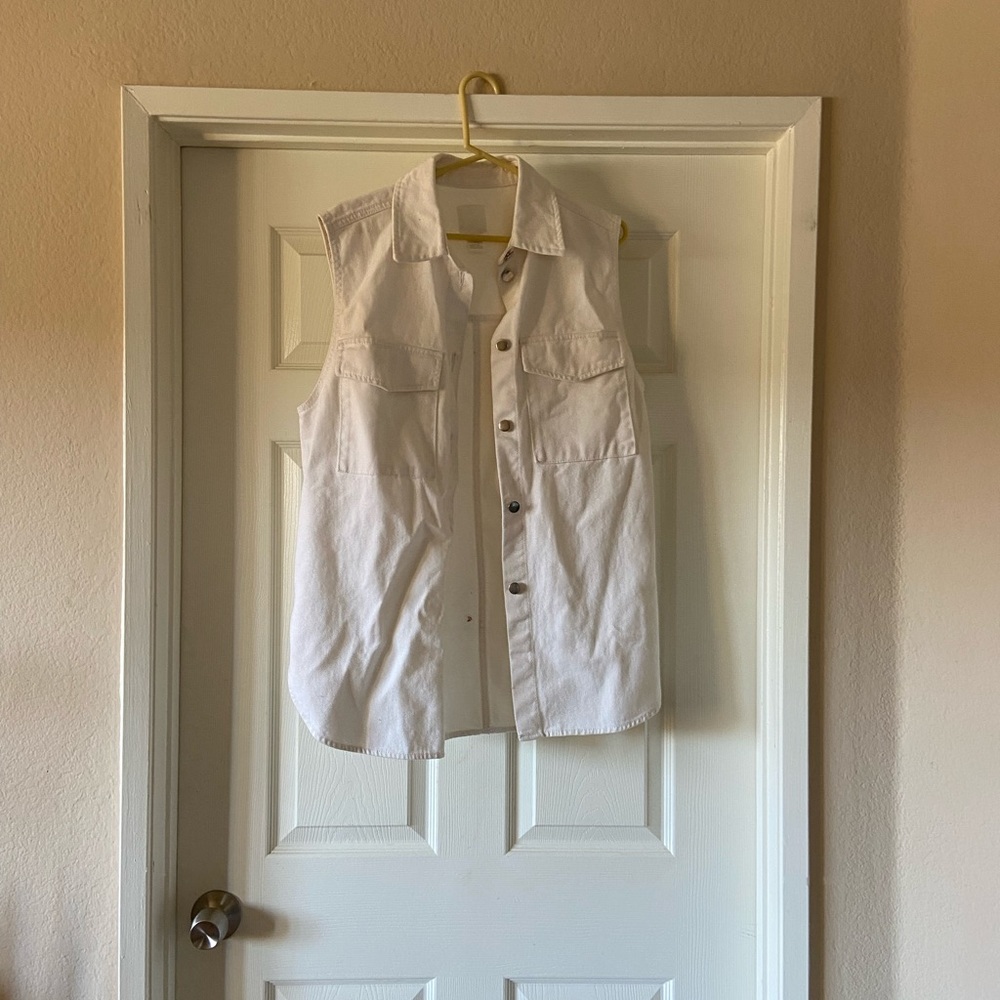 H&M Oversized Button up Vest